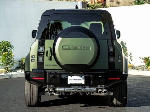 New 2026 Land Rover Defender 110 X-Dynamic SE AWD/4WD image 8