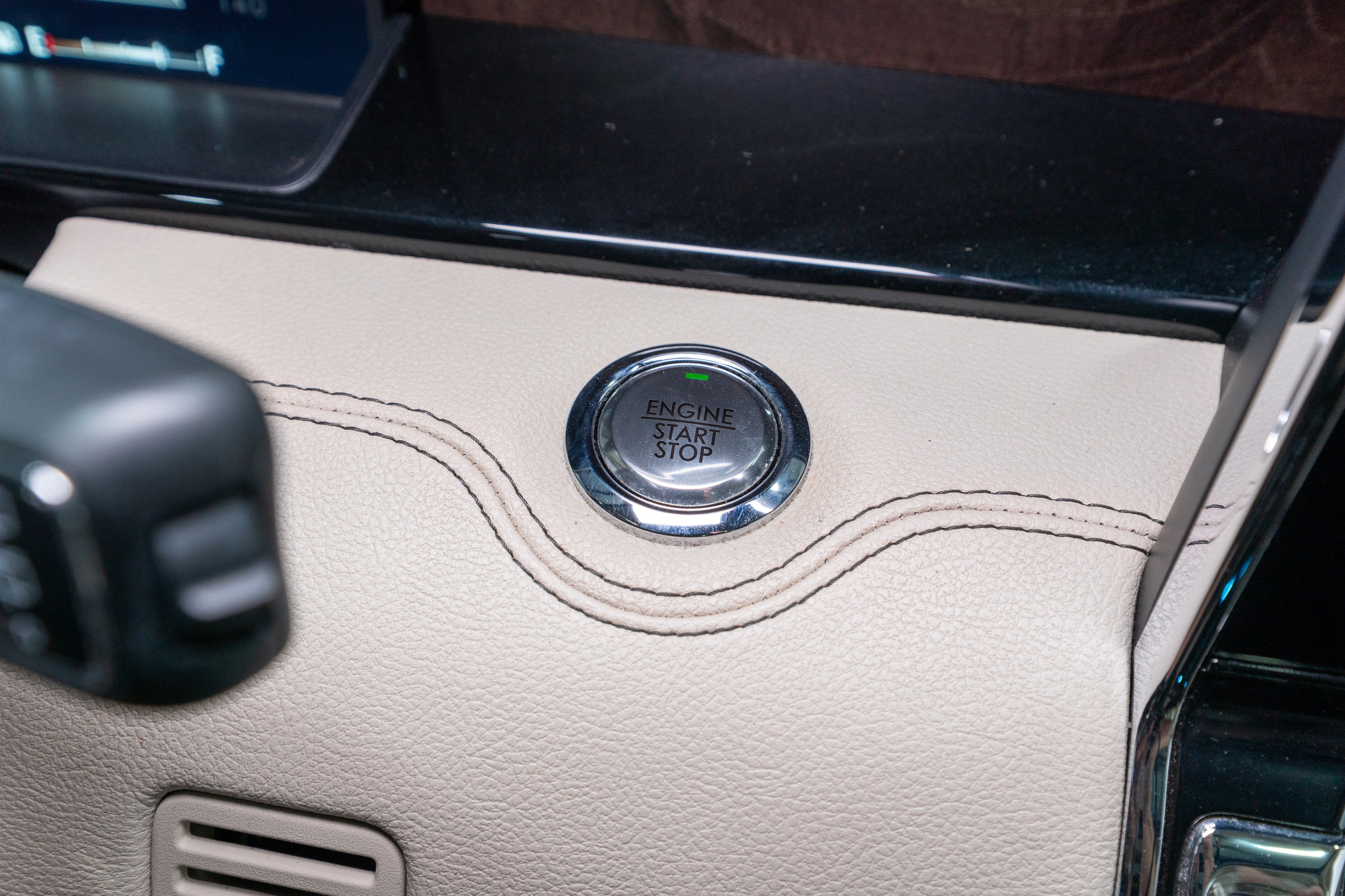 Used 2019 Lincoln Navigator Reserve AWD/4WD image 26