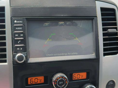 Used 2020 Nissan Frontier SV AWD/4WD image 17