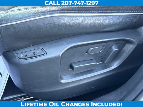 Used 2025 MAZDA CX-5 AWD 2.5 S w/ Preferred Package image 12