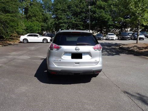 Used 2015 Nissan Rogue SL FWD image 5