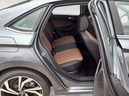 New 2026 Volkswagen Jetta SEL FWD image 17