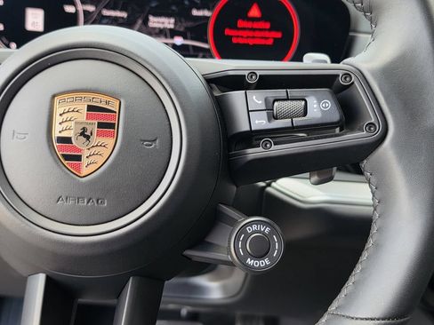 Certified 2026 Porsche Cayenne S AWD/4WD image 32