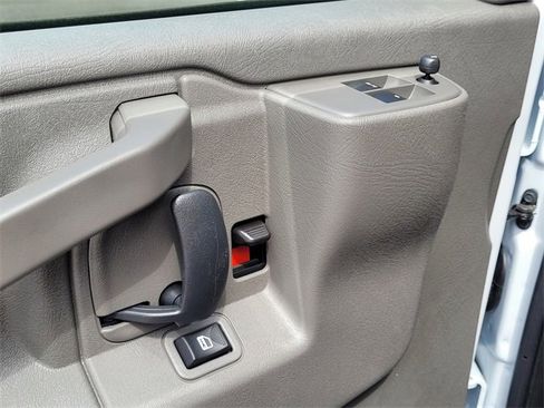 New 2025 GMC Savana 2500 w/ Driver Convenience Package image 26