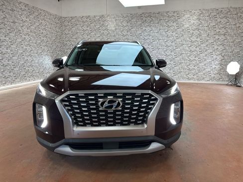 Used 2022 Hyundai Palisade SEL w/ Convenience Package image 2