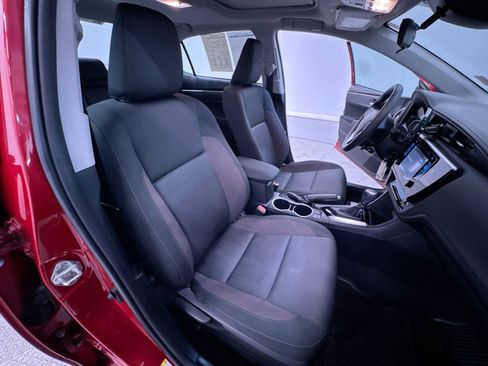 Used 2019 Toyota Corolla LE w/ LE Premium Package w/Moonroof FWD image 35