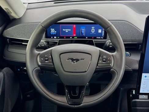 Used 2022 Ford Mustang Mach-E Premium image 34