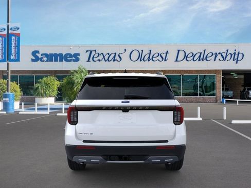 New 2026 Ford Explorer Active w/ Active Comfort Package image 5