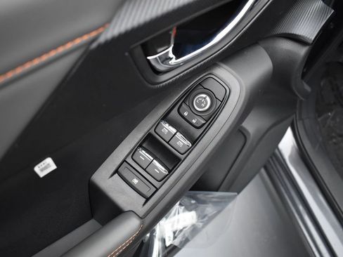 New 2026 Subaru Crosstrek 2.5i Limited w/ Crosstrek Mirror Package image 8