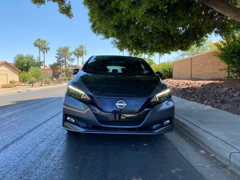 Used 2025 Nissan Leaf SV Plus image 5