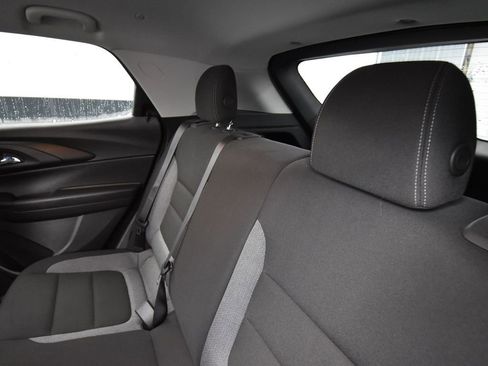 Used 2023 Chevrolet TrailBlazer LT w/ Convenience Package image 12