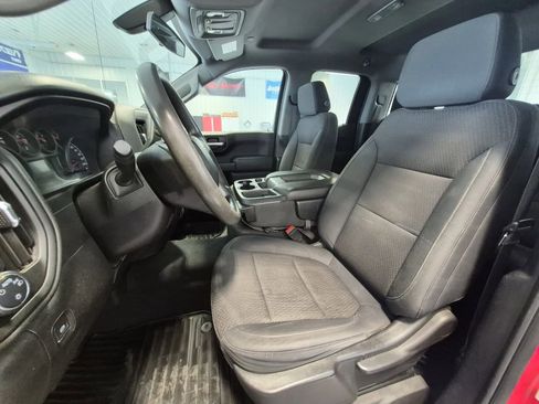 Used 2019 Chevrolet Silverado 1500 Custom Trail Boss w/ Custom Convenience Package AWD/4WD image 10