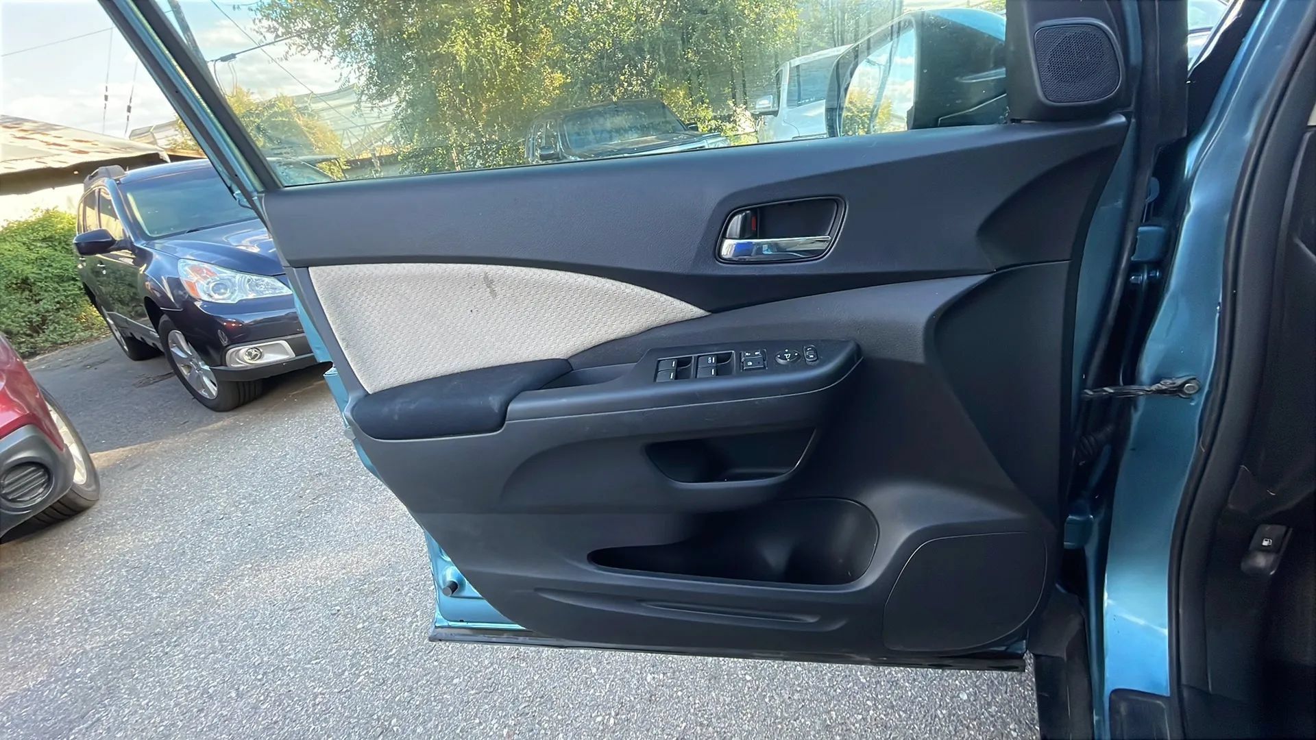 Used 2015 Honda CR-V EX image 14