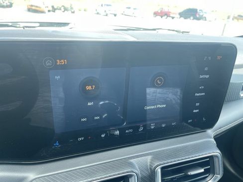 Used 2025 Ford Mustang Premium RWD image 21
