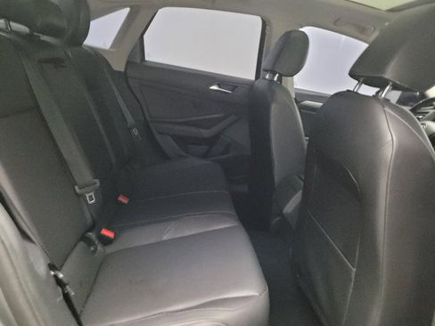 Used 2019 Volkswagen Jetta SE FWD image 19