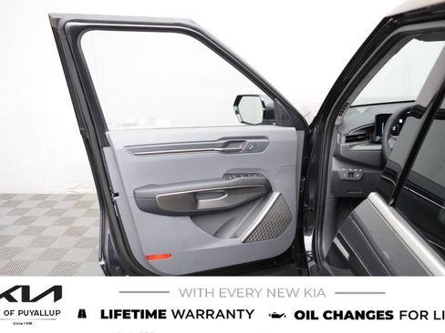 New 2026 Kia EV9 Light RWD image 9