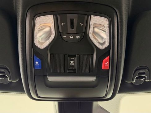New 2026 RAM 1500 4x4 Crew Cab image 21