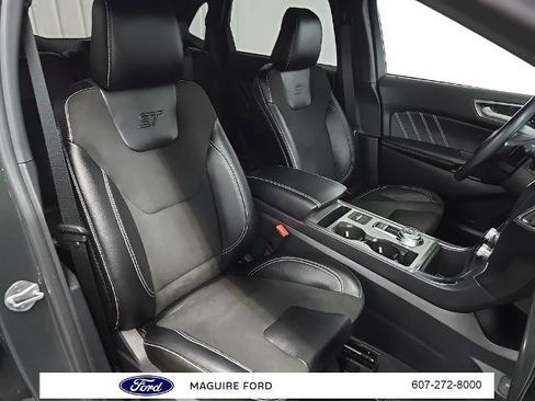 Certified 2023 Ford Edge ST w/ Cargo Accessory Package image 17
