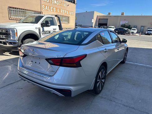 Used 2022 Nissan Altima 2.5 SV w/ SV Premium Package AWD/4WD image 6