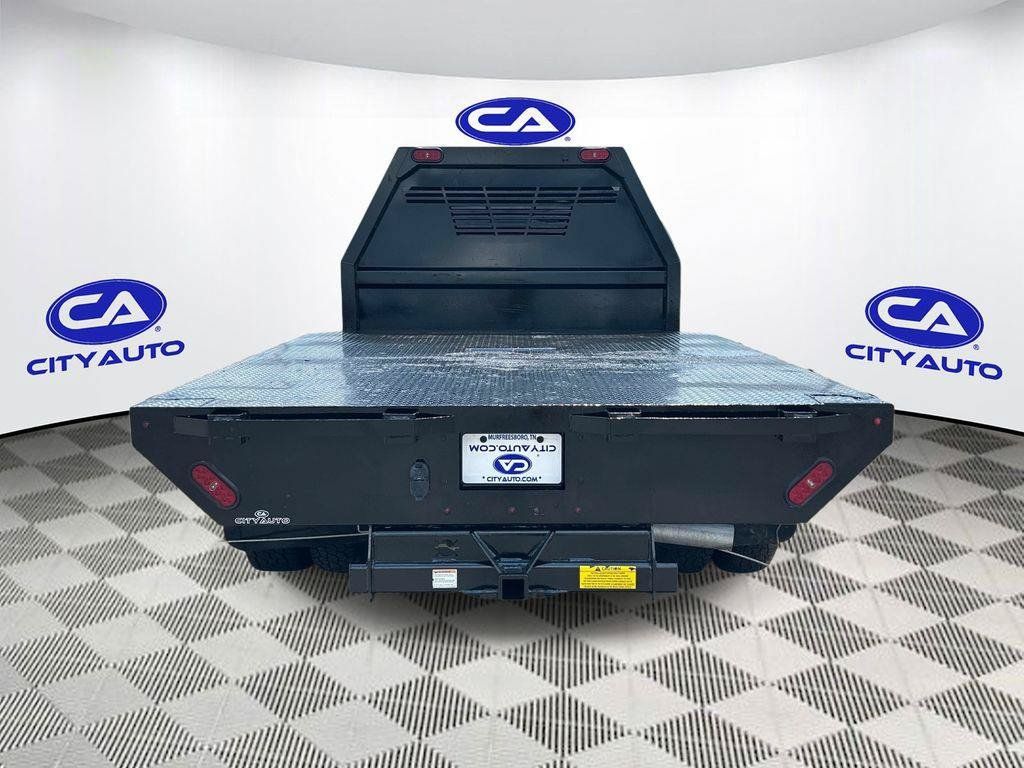 Used 2024 RAM 3500 Tradesman w/ Chrome Appearance Group AWD/4WD image 5