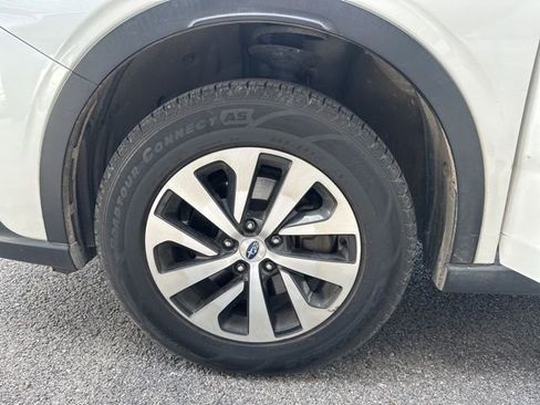 Used 2022 Subaru Outback Premium AWD/4WD image 5