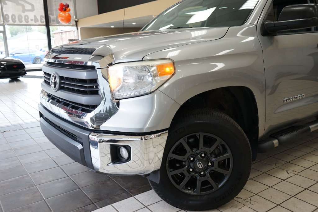 Used 2014 Toyota Tundra SR5 AWD/4WD image 19