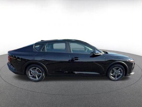 Used 2025 Kia K4 FWD image 16
