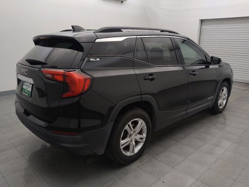 Used 2019 GMC Terrain SLE w/ Driver Convenience Package FWD image 9