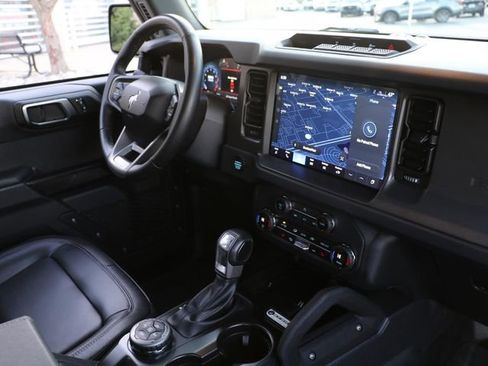 Used 2025 Ford Bronco Big Bend w/ Black Diamond Package AWD/4WD image 13