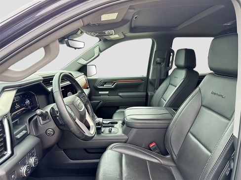 Used 2025 GMC Sierra 1500 Denali w/ Denali Reserve Package image 11