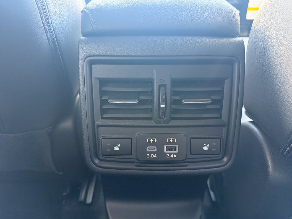 Used 2026 Subaru Outback Limited XT AWD/4WD image 13