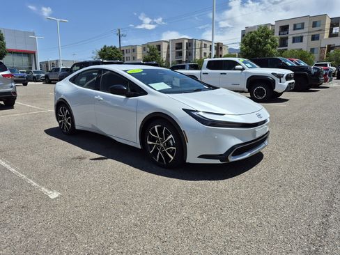 Certified 2026 Toyota Prius Plug-In Hybrid FWD image 7