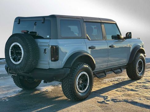 Used 2021 Ford Bronco Badlands w/ Sasquatch Package image 3