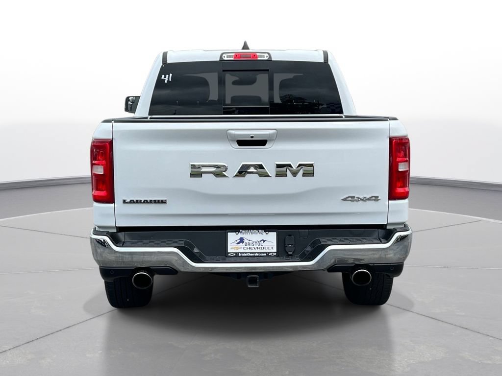 Used 2025 RAM 1500 Laramie AWD/4WD image 5