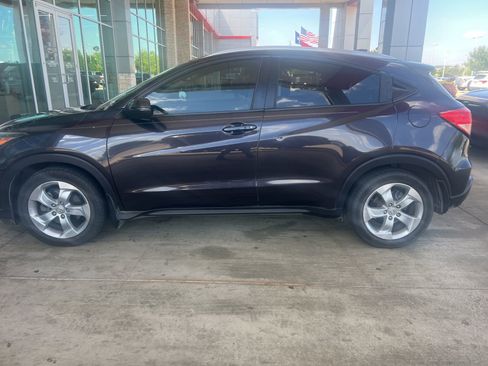 Used 2016 Honda HR-V EX-L image 4
