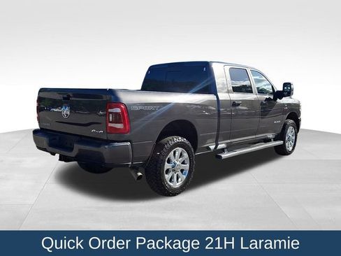 Used 2023 RAM 3500 Laramie AWD/4WD image 7