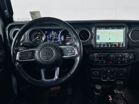 Used 2023 Jeep Wrangler Unlimited Sahara w/ Cold Weather Group AWD/4WD image 17