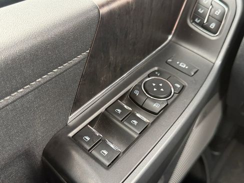 Used 2023 Ford F250 Lariat w/ Chrome Package image 28