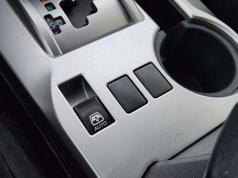 Used 2016 Toyota 4Runner SR5 image 23