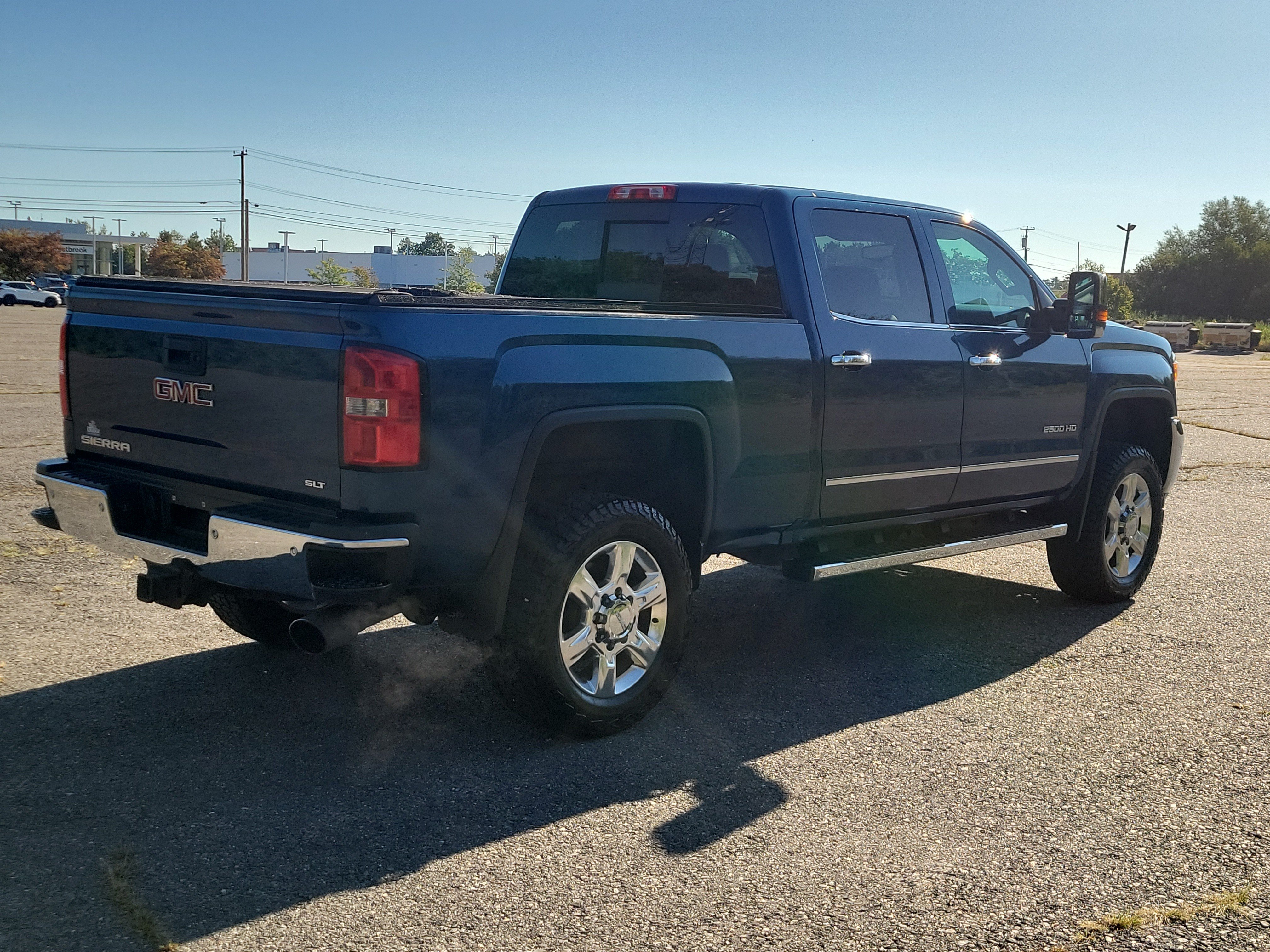 Used 2018 GMC Sierra 2500 SLT AWD/4WD image 5