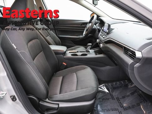 Used 2024 Nissan Altima 2.5 S FWD image 23