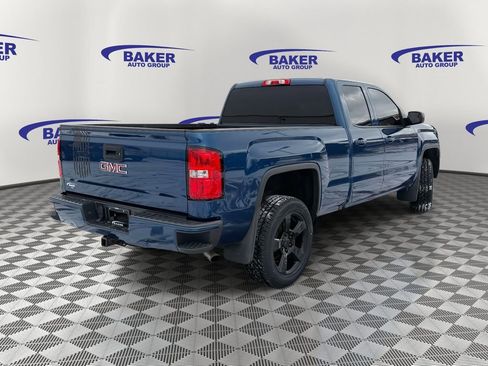 Used 2018 GMC Sierra 1500 SLE image 2