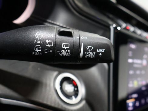 Used 2024 Jeep Grand Cherokee L Altitude image 36