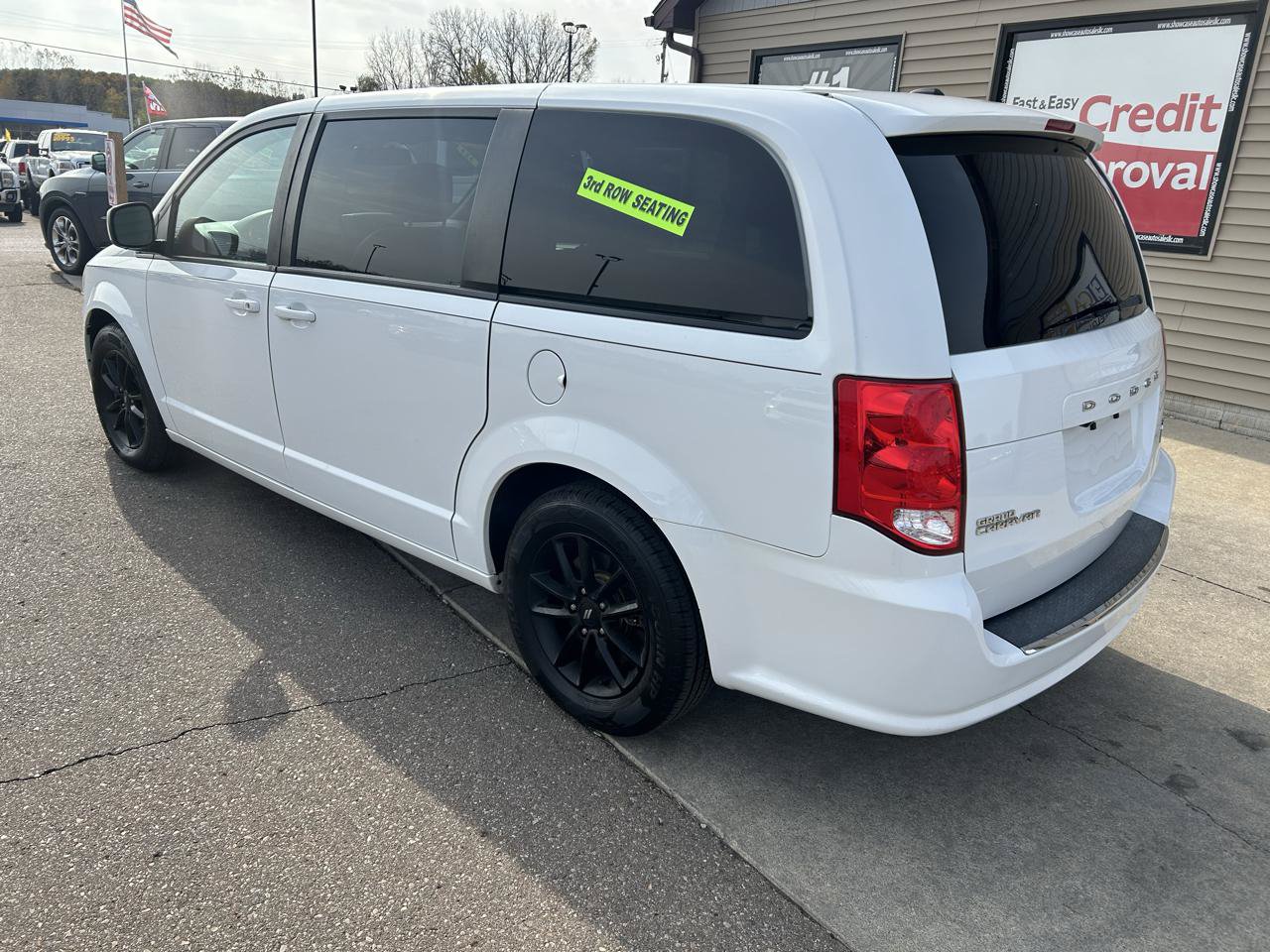 Used 2019 Dodge Grand Caravan GT FWD image 7