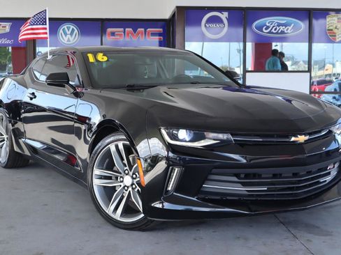 Used 2016 Chevrolet Camaro LT w/ RS Package image 2
