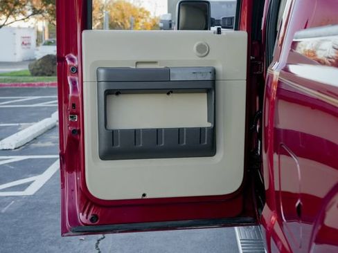 Used 2014 Ford F350 Lariat w/ Chrome Package image 41