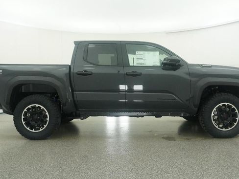New 2026 Toyota Tacoma TRD Off-Road AWD/4WD image 27