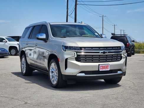 Used 2024 Chevrolet Tahoe Premier w/ Premium Package AWD/4WD image 3