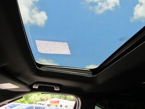 Used 2017 Ford Explorer Limited image 74