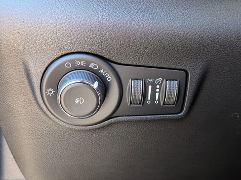 New 2026 Jeep Compass Trailhawk AWD/4WD image 24